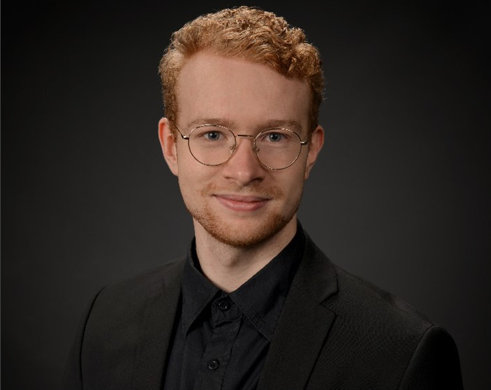 Bewerbungsfoto_Lukas-Hellmiß